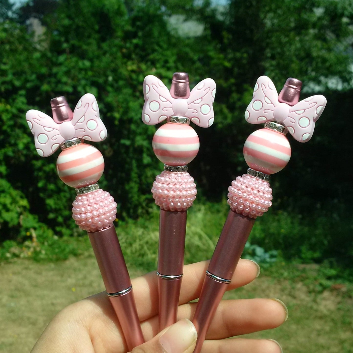 Pretty Girl Pink Bowtie Beaded Pen
